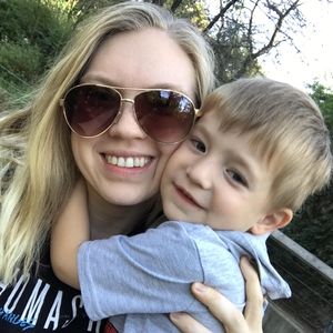 Meet your Posher, Mallory